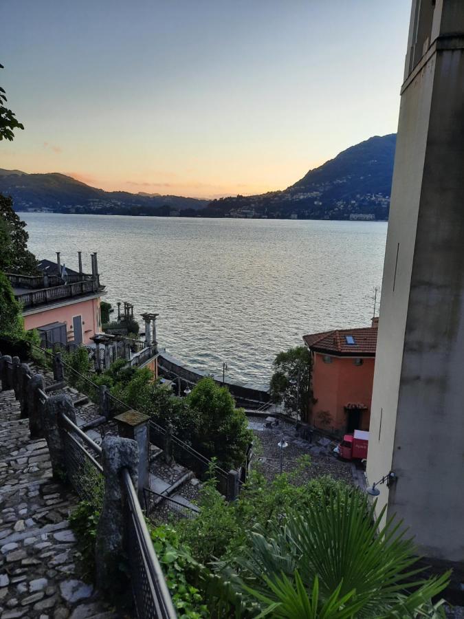 An Armchair On The Lake Blevio Bagian luar foto
